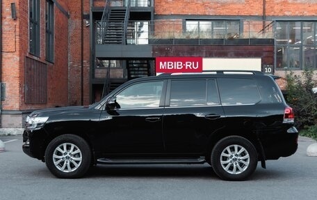 Toyota Land Cruiser 200, 2019 год, 6 170 000 рублей, 8 фотография