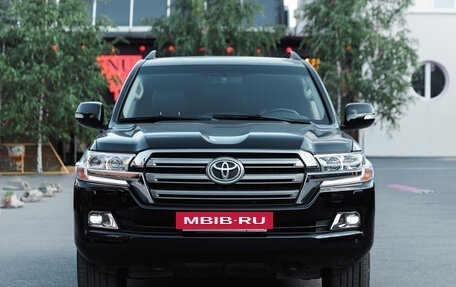 Toyota Land Cruiser 200, 2019 год, 6 170 000 рублей, 5 фотография