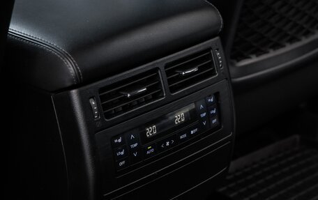Toyota Land Cruiser 200, 2019 год, 6 170 000 рублей, 22 фотография