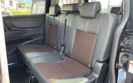 Toyota Sienta II, 2022 год, 1 550 000 рублей, 5 фотография