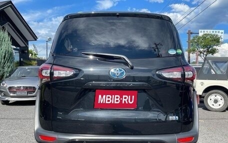 Toyota Sienta II, 2022 год, 1 550 000 рублей, 13 фотография