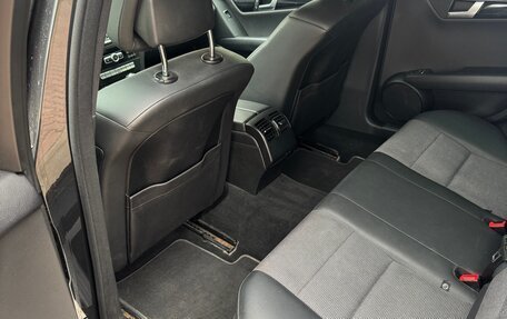 Mercedes-Benz C-Класс, 2011 год, 1 250 000 рублей, 11 фотография