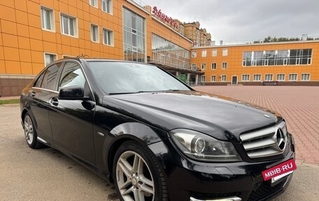 Mercedes-Benz C-Класс, 2011 год, 1 250 000 рублей, 2 фотография