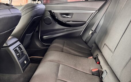 BMW 3 серия, 2016 год, 2 400 000 рублей, 18 фотография