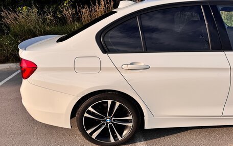 BMW 3 серия, 2016 год, 2 400 000 рублей, 31 фотография