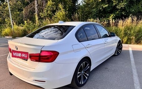 BMW 3 серия, 2016 год, 2 400 000 рублей, 29 фотография