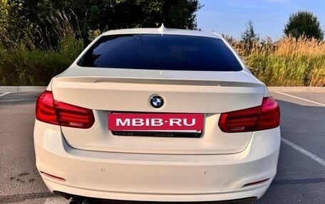 BMW 3 серия, 2016 год, 2 400 000 рублей, 24 фотография