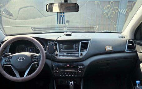 Hyundai Tucson III, 2018 год, 2 180 000 рублей, 23 фотография