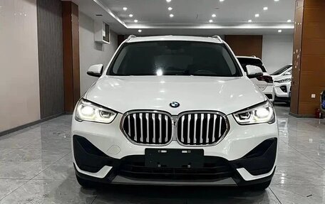 BMW X1, 2021 год, 2 700 000 рублей, 2 фотография