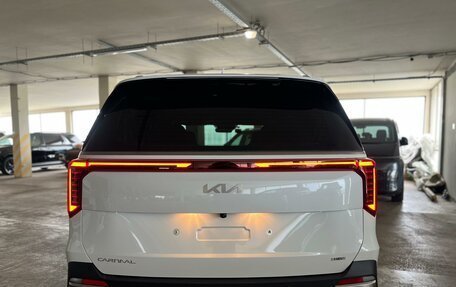 KIA Carnival, 2025 год, 5 598 000 рублей, 10 фотография