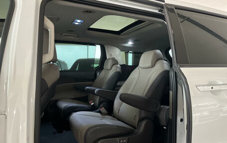 KIA Carnival, 2025 год, 5 598 000 рублей, 16 фотография