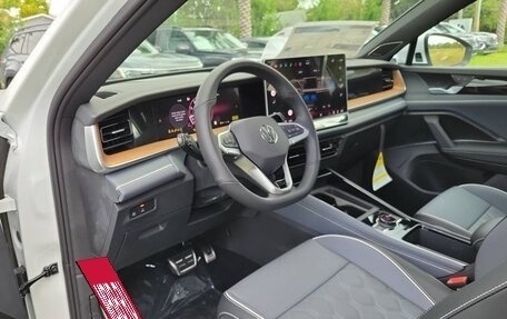 Volkswagen Tiguan, 2026 год, 6 880 034 рублей, 4 фотография
