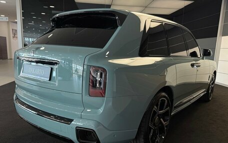 Rolls-Royce Cullinan, 2024 год, 57 000 000 рублей, 7 фотография