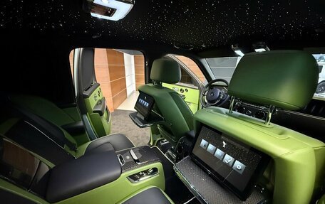 Rolls-Royce Cullinan, 2024 год, 57 000 000 рублей, 15 фотография