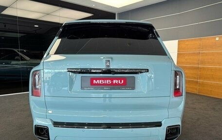 Rolls-Royce Cullinan, 2024 год, 57 000 000 рублей, 9 фотография
