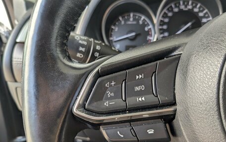 Mazda 6, 2017 год, 2 350 000 рублей, 10 фотография