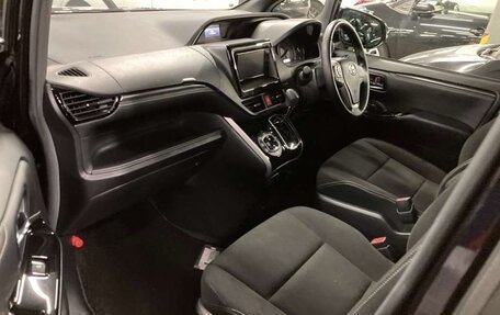 Toyota Esquire I, 2019 год, 2 500 000 рублей, 5 фотография