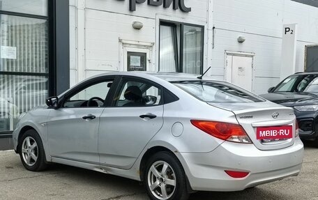 Hyundai Solaris II рестайлинг, 2012 год, 640 000 рублей, 7 фотография