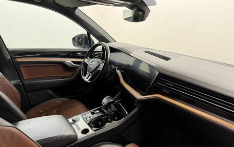 Volkswagen Touareg III, 2018 год, 4 580 000 рублей, 12 фотография