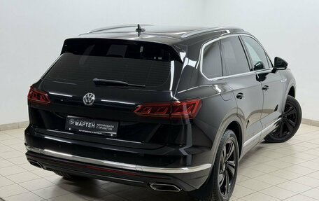 Volkswagen Touareg III, 2018 год, 4 580 000 рублей, 9 фотография