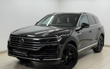 Volkswagen Touareg III, 2018 год, 4 580 000 рублей, 1 фотография