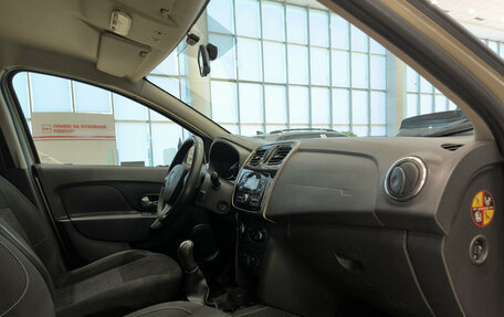Renault Sandero II рестайлинг, 2017 год, 850 000 рублей, 13 фотография