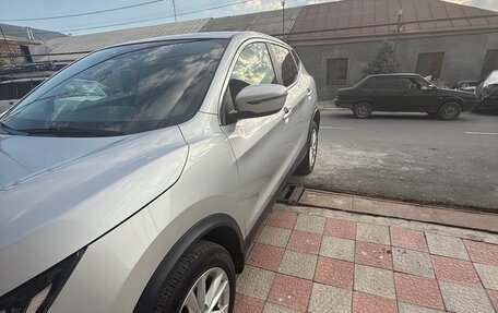 Nissan Qashqai, 2020 год, 2 250 000 рублей, 2 фотография