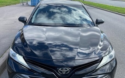 Toyota Camry, 2018 год, 2 980 000 рублей, 1 фотография