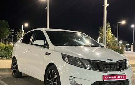 KIA Rio III рестайлинг, 2013 год, 790 000 рублей, 1 фотография