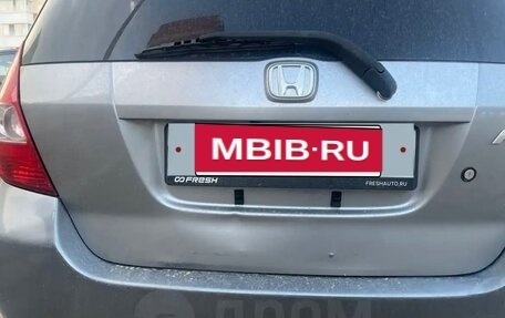 Honda Fit III, 2003 год, 380 000 рублей, 3 фотография
