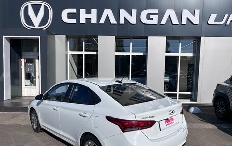 Hyundai Solaris II рестайлинг, 2020 год, 930 000 рублей, 4 фотография