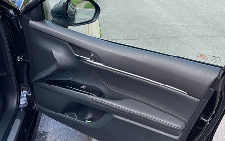Toyota Camry, 2018 год, 2 980 000 рублей, 16 фотография