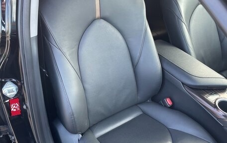 Toyota Camry, 2018 год, 2 980 000 рублей, 18 фотография
