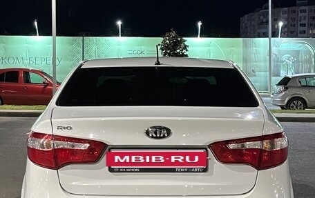 KIA Rio III рестайлинг, 2013 год, 790 000 рублей, 5 фотография