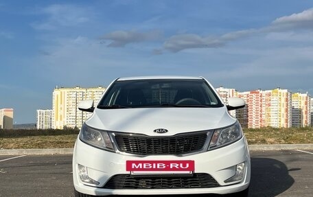 KIA Rio III рестайлинг, 2013 год, 790 000 рублей, 23 фотография