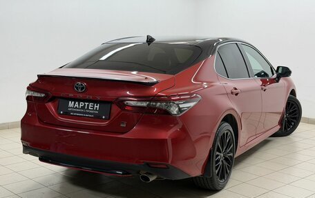 Toyota Camry, 2021 год, 3 200 000 рублей, 4 фотография