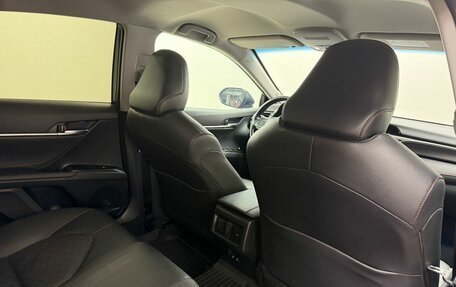 Toyota Camry, 2021 год, 3 200 000 рублей, 13 фотография