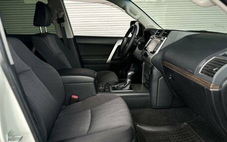 Toyota Land Cruiser Prado 150 рестайлинг 2, 2020 год, 7 890 000 рублей, 12 фотография