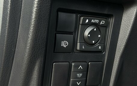 Toyota Land Cruiser Prado 150 рестайлинг 2, 2020 год, 7 890 000 рублей, 21 фотография