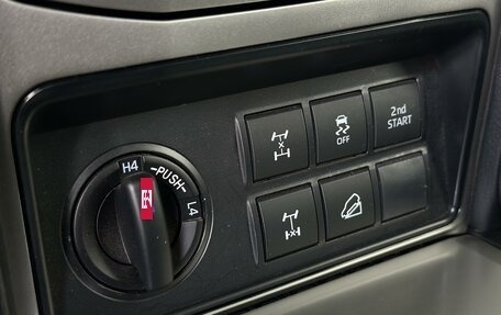 Toyota Land Cruiser Prado 150 рестайлинг 2, 2020 год, 7 890 000 рублей, 22 фотография