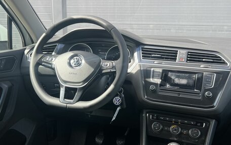 Volkswagen Tiguan II, 2017 год, 1 960 000 рублей, 15 фотография