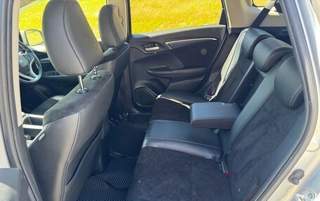 Honda Shuttle II, 2016 год, 1 350 000 рублей, 17 фотография