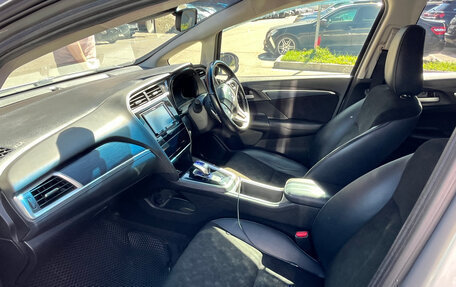Honda Shuttle II, 2016 год, 1 350 000 рублей, 14 фотография