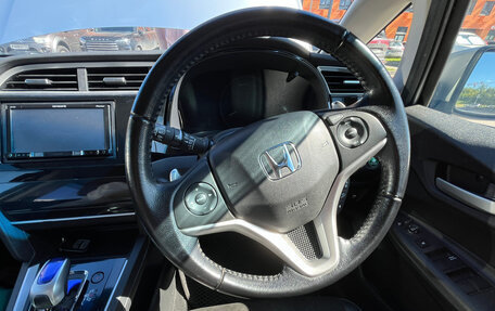Honda Shuttle II, 2016 год, 1 350 000 рублей, 28 фотография