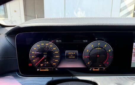 Mercedes-Benz E-Класс, 2019 год, 4 000 000 рублей, 2 фотография