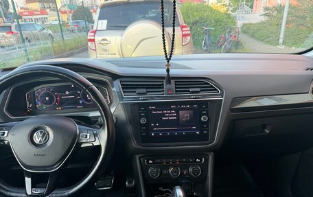 Volkswagen Tiguan II, 2019 год, 2 850 000 рублей, 8 фотография