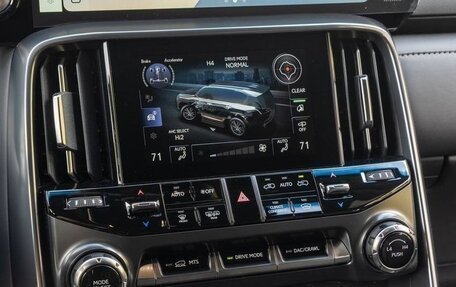 Lexus LX, 2026 год, 18 499 992 рублей, 13 фотография
