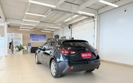 Mazda Axela, 2016 год, 1 379 000 рублей, 4 фотография