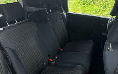 Honda Freed I, 2015 год, 800 000 рублей, 13 фотография
