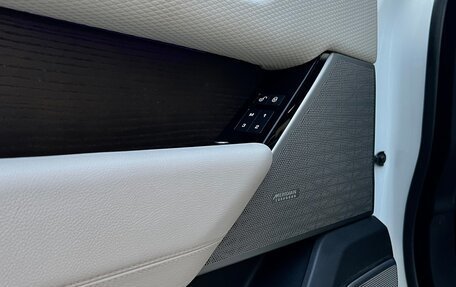 Land Rover Range Rover Velar I, 2017 год, 4 490 000 рублей, 14 фотография